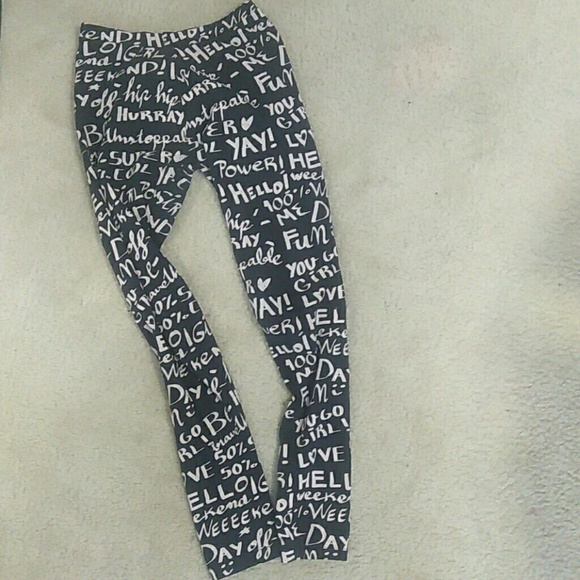 Zara Other - Cute Zara Printed Leggings 😍